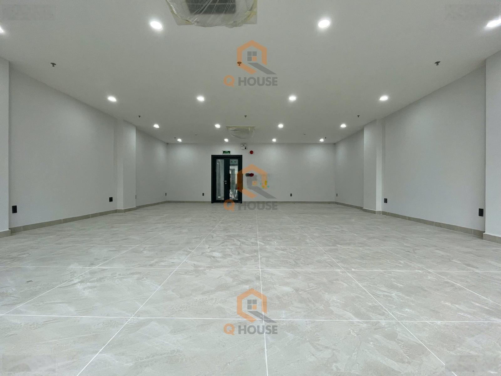 Tòa nhà "mới" 1000m2 ngay Trương Văn Bang Thạnh Mỹ Lợi, hầm 7 tầng suốt thang máy, 160 triệu/tháng