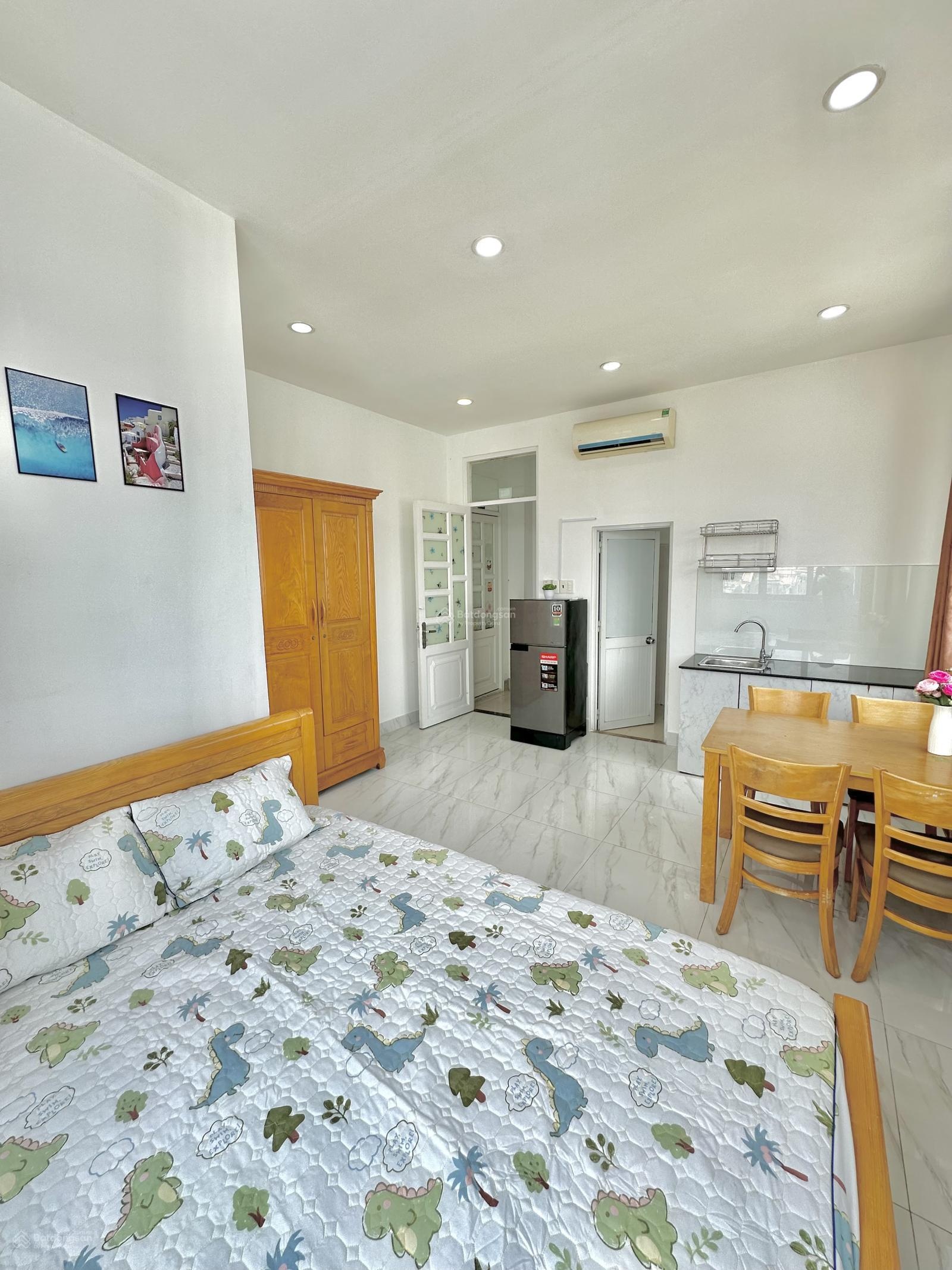 Căn hộ studio 117 Nguyễn Hữu Cảnh có thang máy full nội thất gần Vinhome