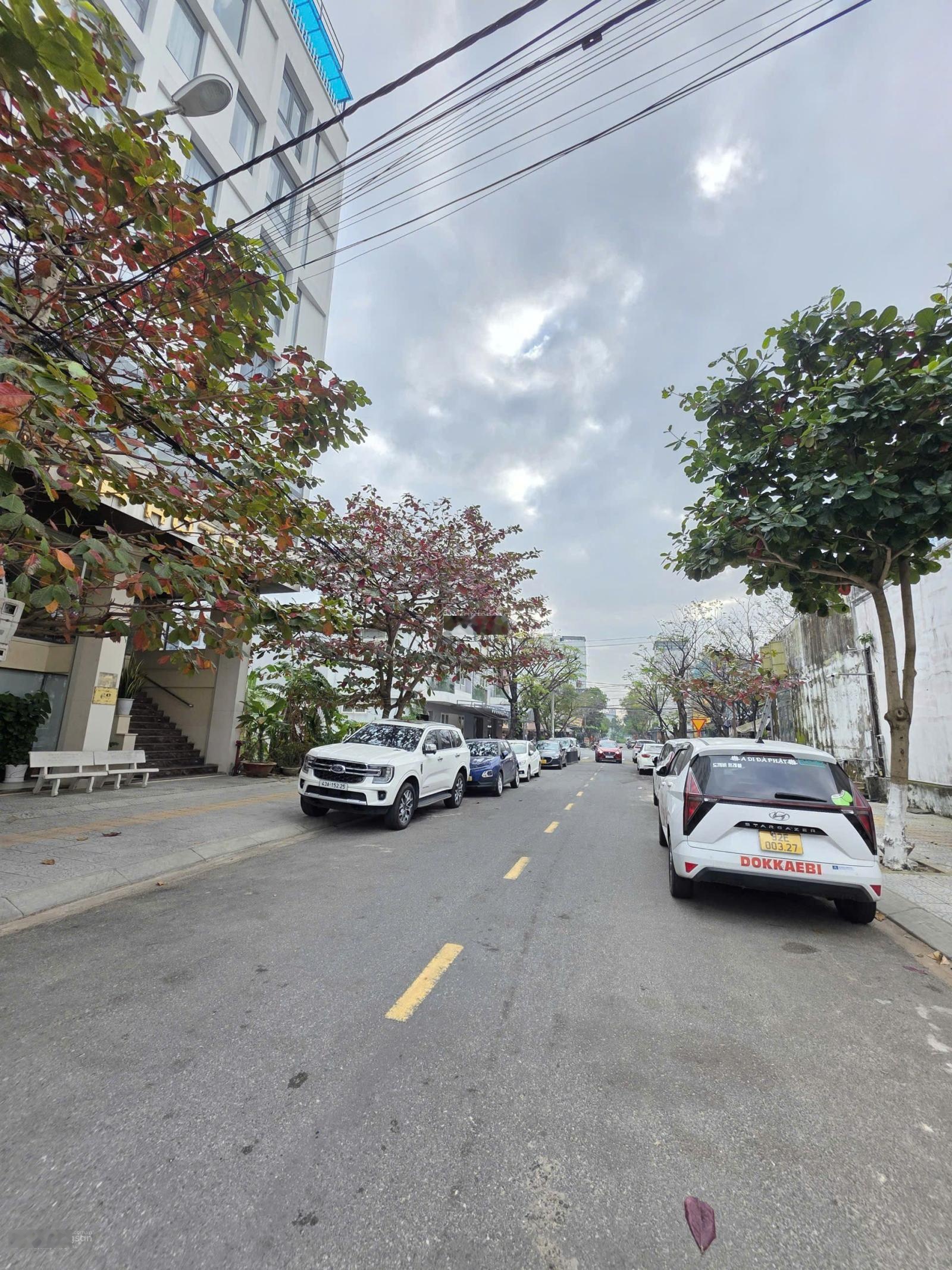 Bán lô đất MT Ngô Quang Huy, sạch đẹp không cống không trụ DT 90m2, ngang 5m