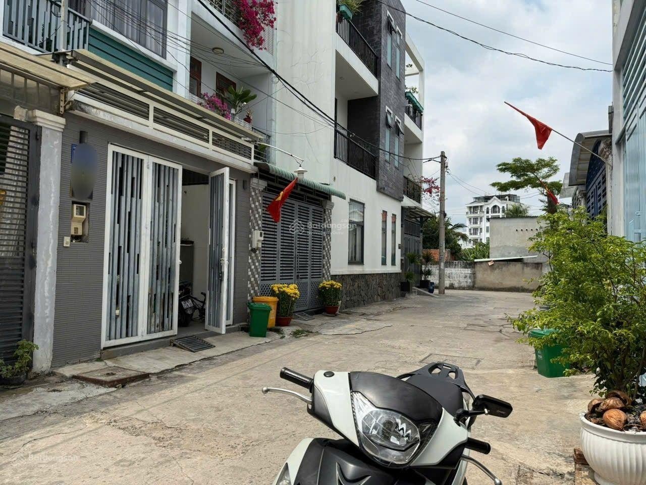 Hiếm Dưới 4tỷ lô đất Full Thổ Cư Khu đồng bộ 65m2(4X16,23)đường TL17, phường THẠNH LỘC, Q12.Hẻm 6m.