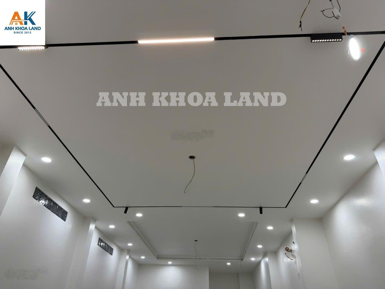 Bán nhà 2 tầng hẻm ô tô đường Số 10 P. Tam Bình, 100m2 ngang 6,5m, giá 8,3 tỷ còn TL, sổ riêng