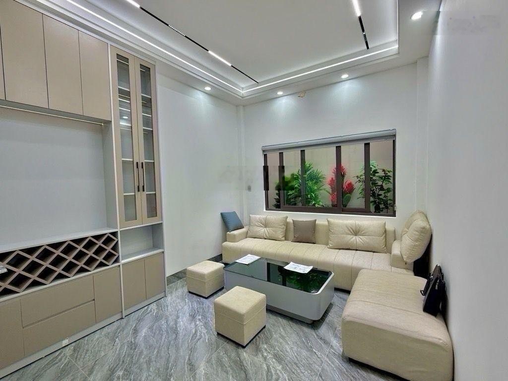 Phân lô ô tô đường láng thang máy 45m nhỉnh 15 tỷ