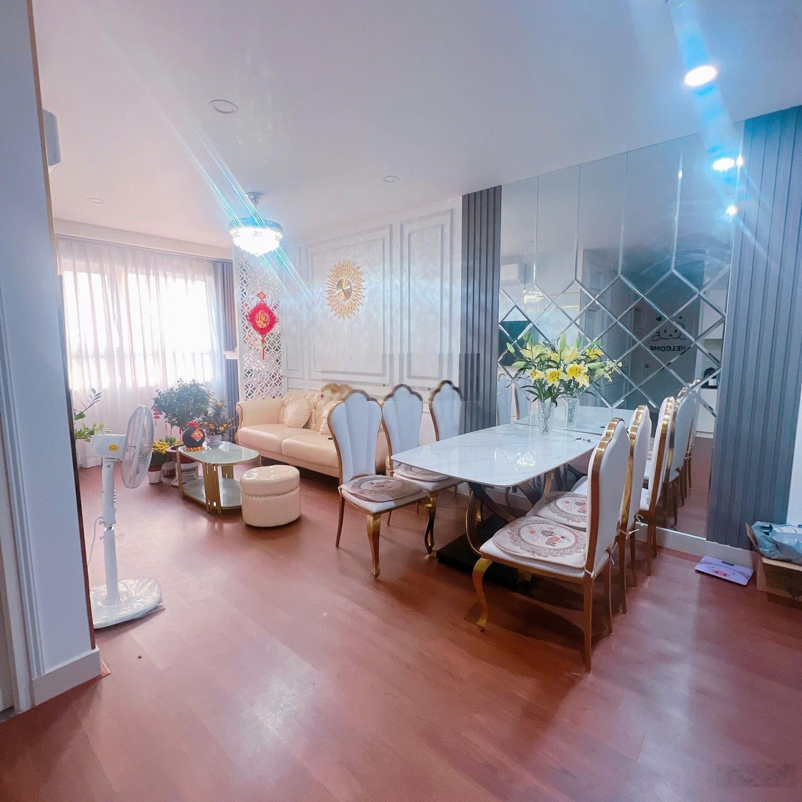 BÁN CĂN TOPAZ ELITE Quận 8 Diện tích 79M2 2PN 2WC Nội Thất: full như hình Giá bán: 4,330 Tỷ