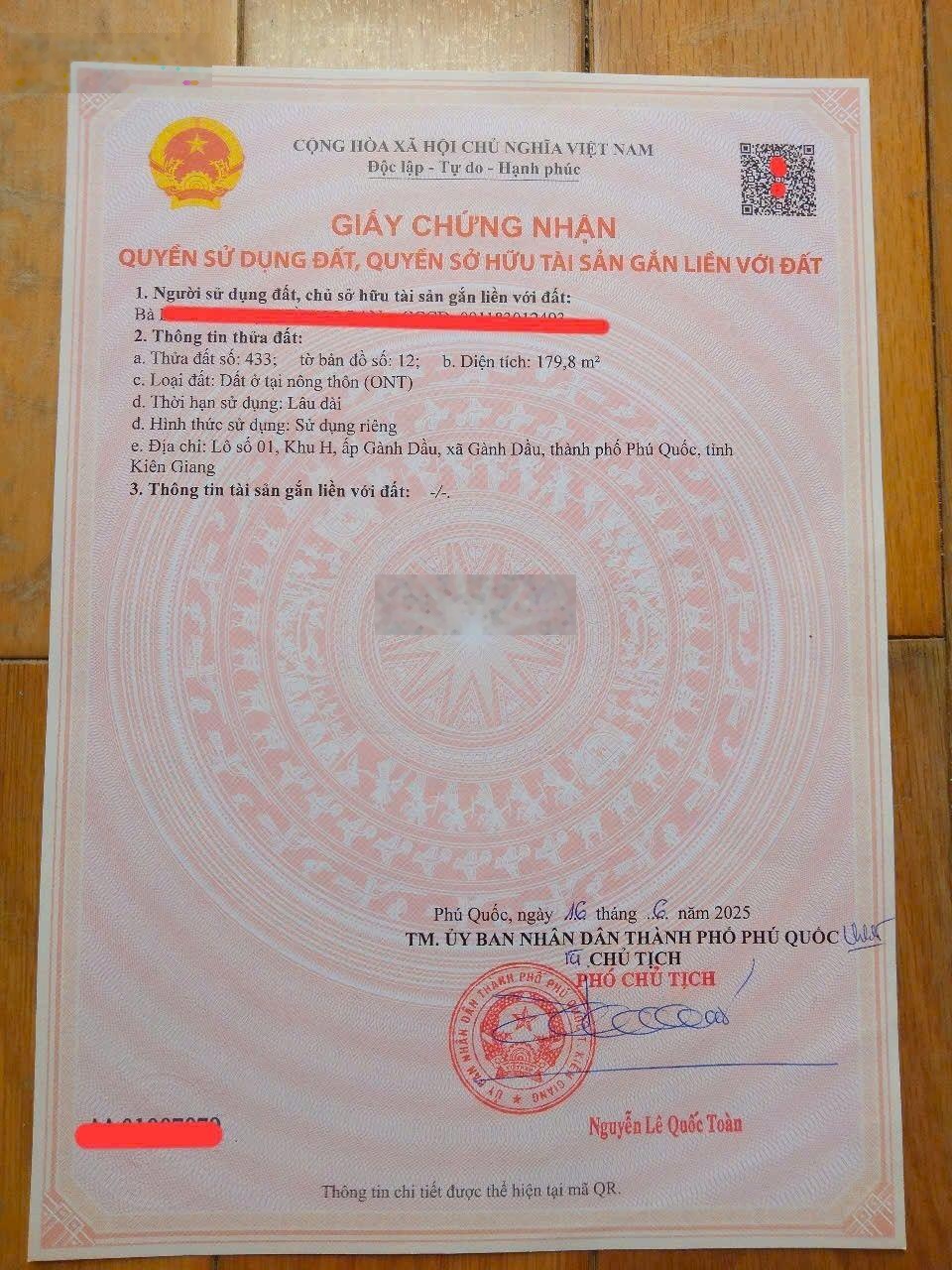 Bán nhà trọ ngay góc ngã 4, đối diện công viên, khu tđc gành dầu, sẳn thu nhâp cao, giá tốt đầu tư