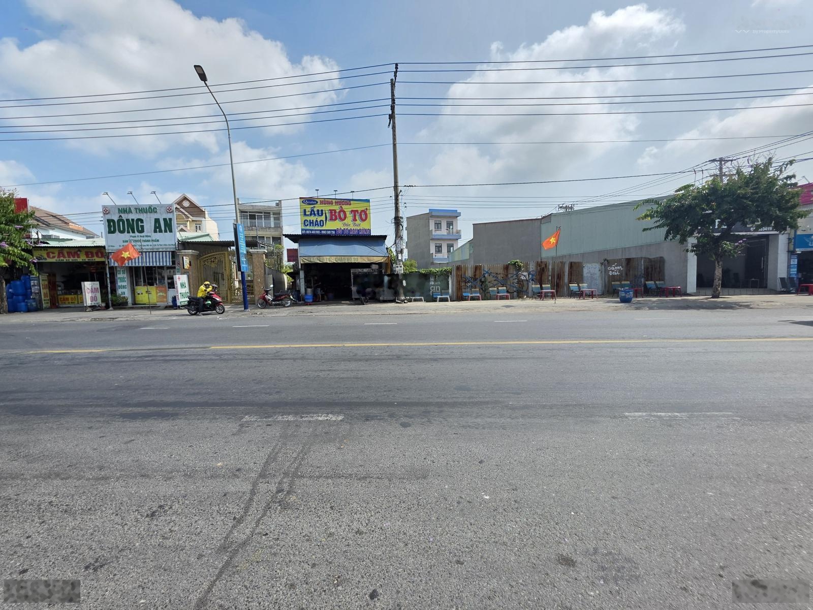 Đất 718m ngang 15m mặt tiền Đt 743B gần ngã tư Bình Thung, phường Tân Đông Hiệp, TP Dĩ An.