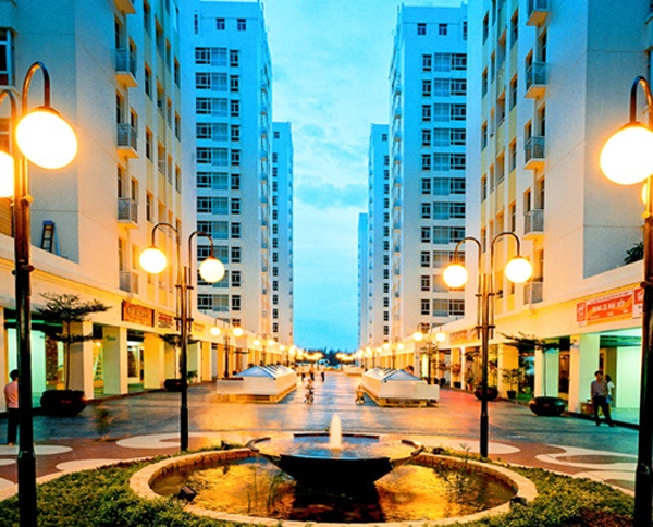 Cho thuê căn hộ chung cư Sky Garden 2 phòng ngủ giá 12 triệu, view hồ bơi