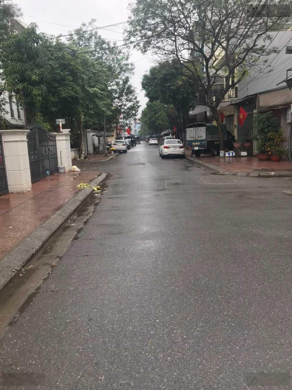 Cho thuê sàn văn phòng siêu đẹp trung tâm quận Long Biên, kinh doanh đỉnh