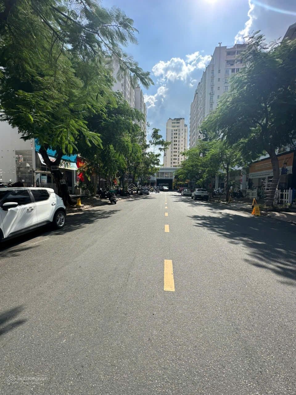 Cặp đất Hưng Gia 4 đường Phan Khiêm Ích GPXD hầm trệt 4 lầu sân thượng 79 tỷ