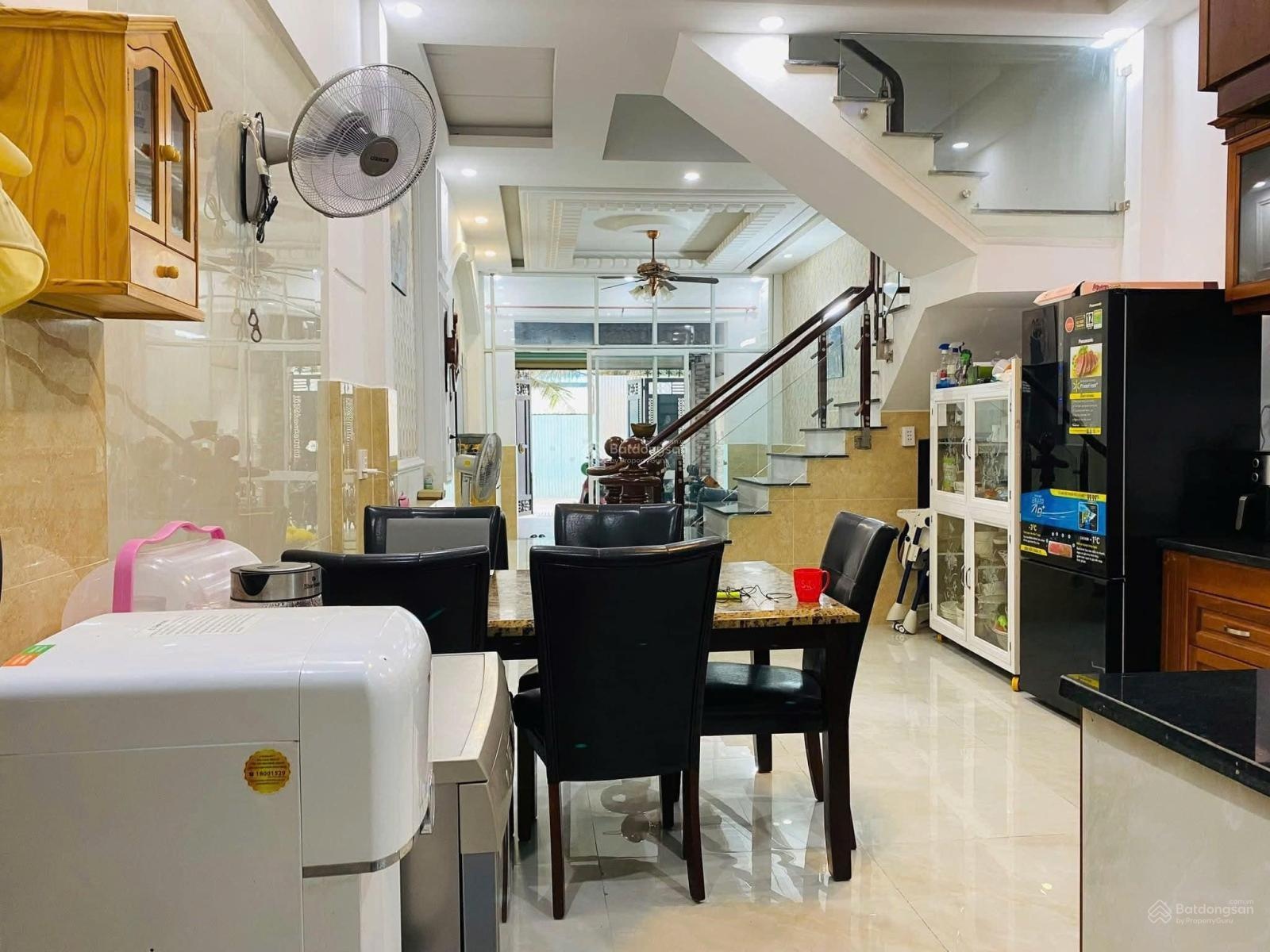 Chính chủ bán nhà đẹp TL47 - Thạnh Lộc, Q12, 4PN, sân oto giá 6,2 tỷ