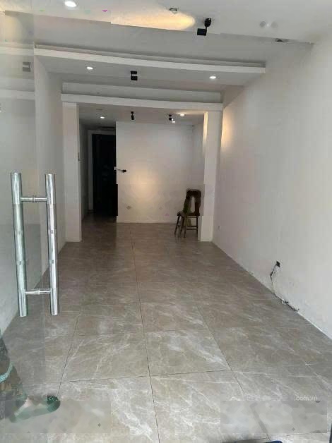 Cho thuê nhà mặt phố Mai Hắc Đế - Hai Bà Trưng: Diện tích 50m x 3.5 tầng, mặt tiền 4m