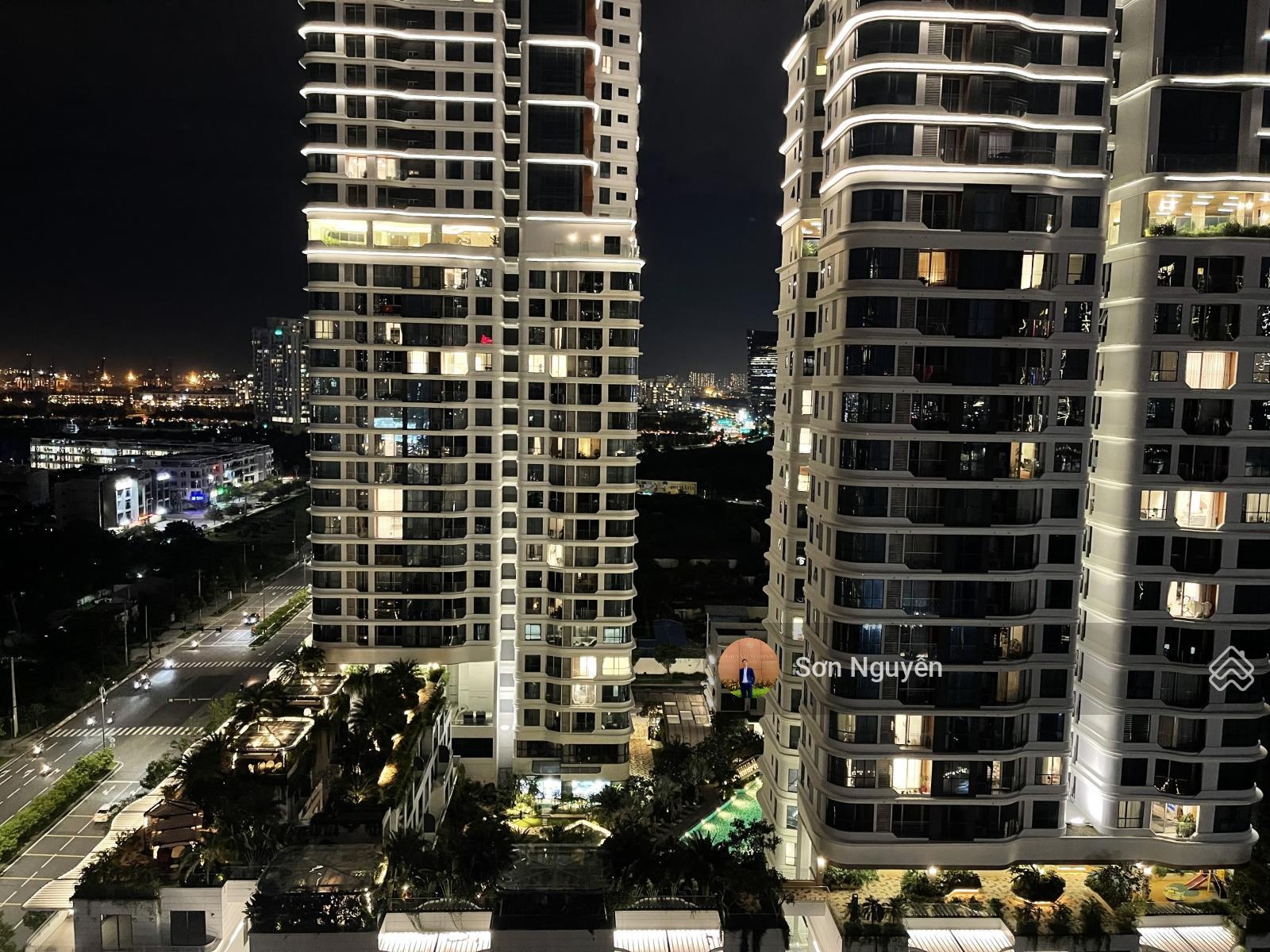 The River - Cho thuê 2PN full nội thất cao cấp - Tầng cao, view Sala ngắm pháo hoa