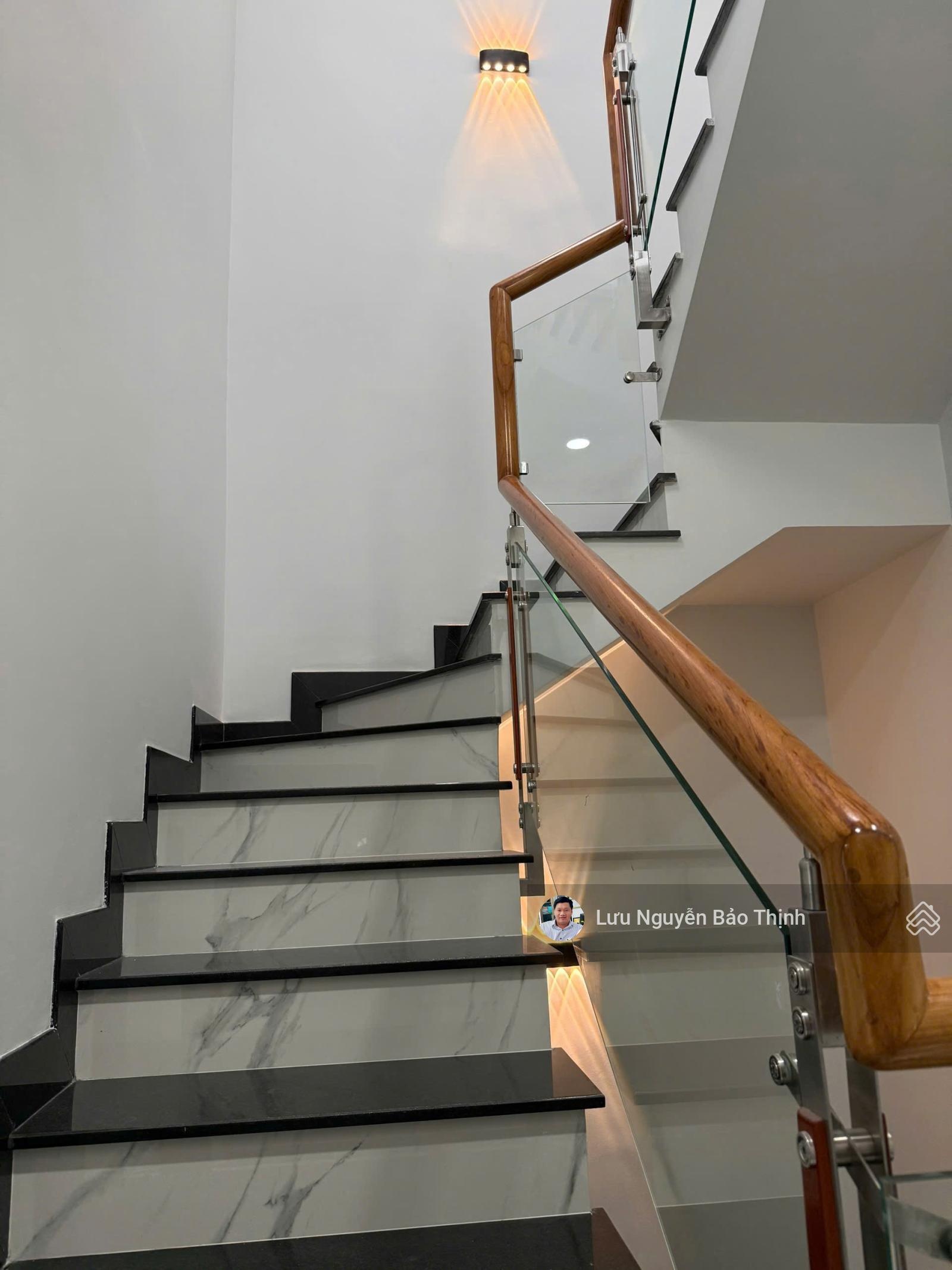 Bán nhà mới ở liền gần chợ Tân Bình, P10, QTB, giá 7.7 tỷ TL