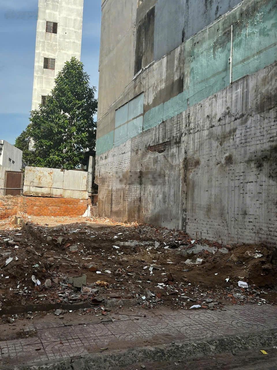 Cơ hội vàng cho ai tìm đất đẹp xây tòa căn hộ ở Lê Quang Định - lộ giới 8m xây cao 6 tầng