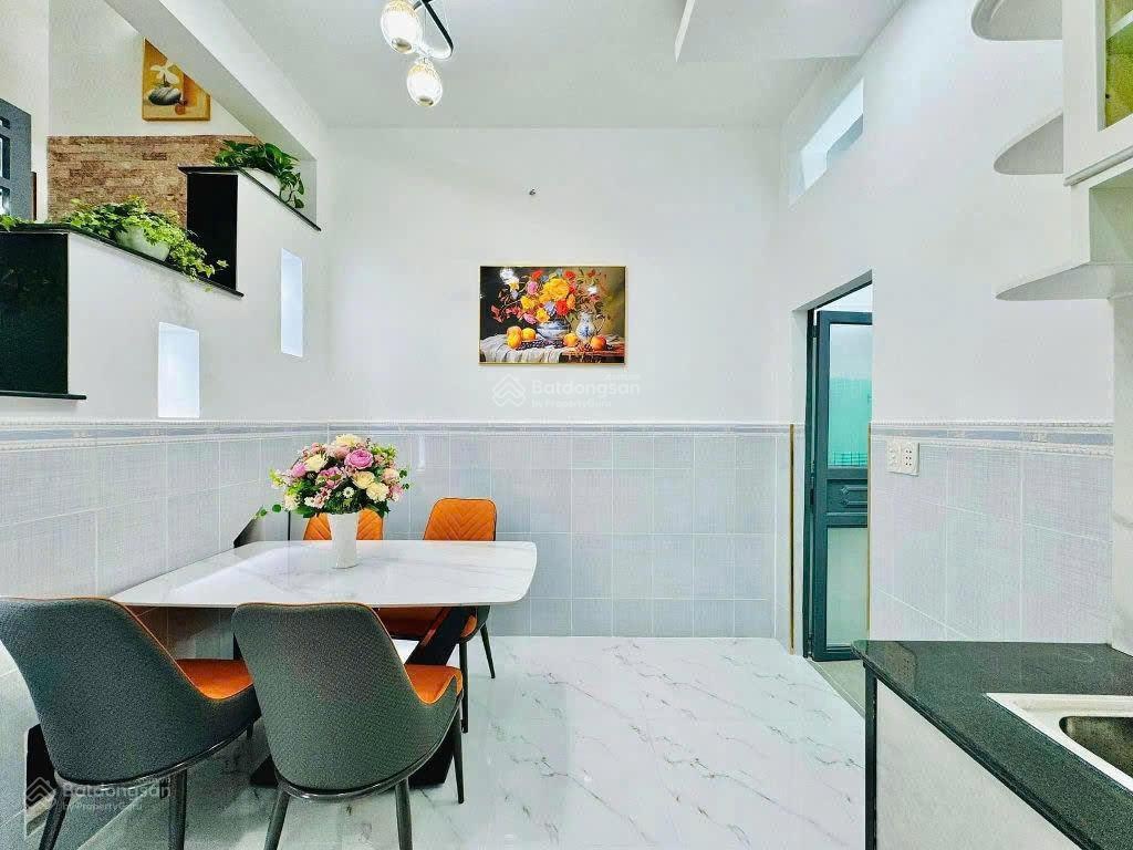 Chính chủ gửi bán nhà HXH đường Số 11, Trường Thọ, Thủ Đức SHR hoàn công đủ, giá 2 tỷ 950 TL