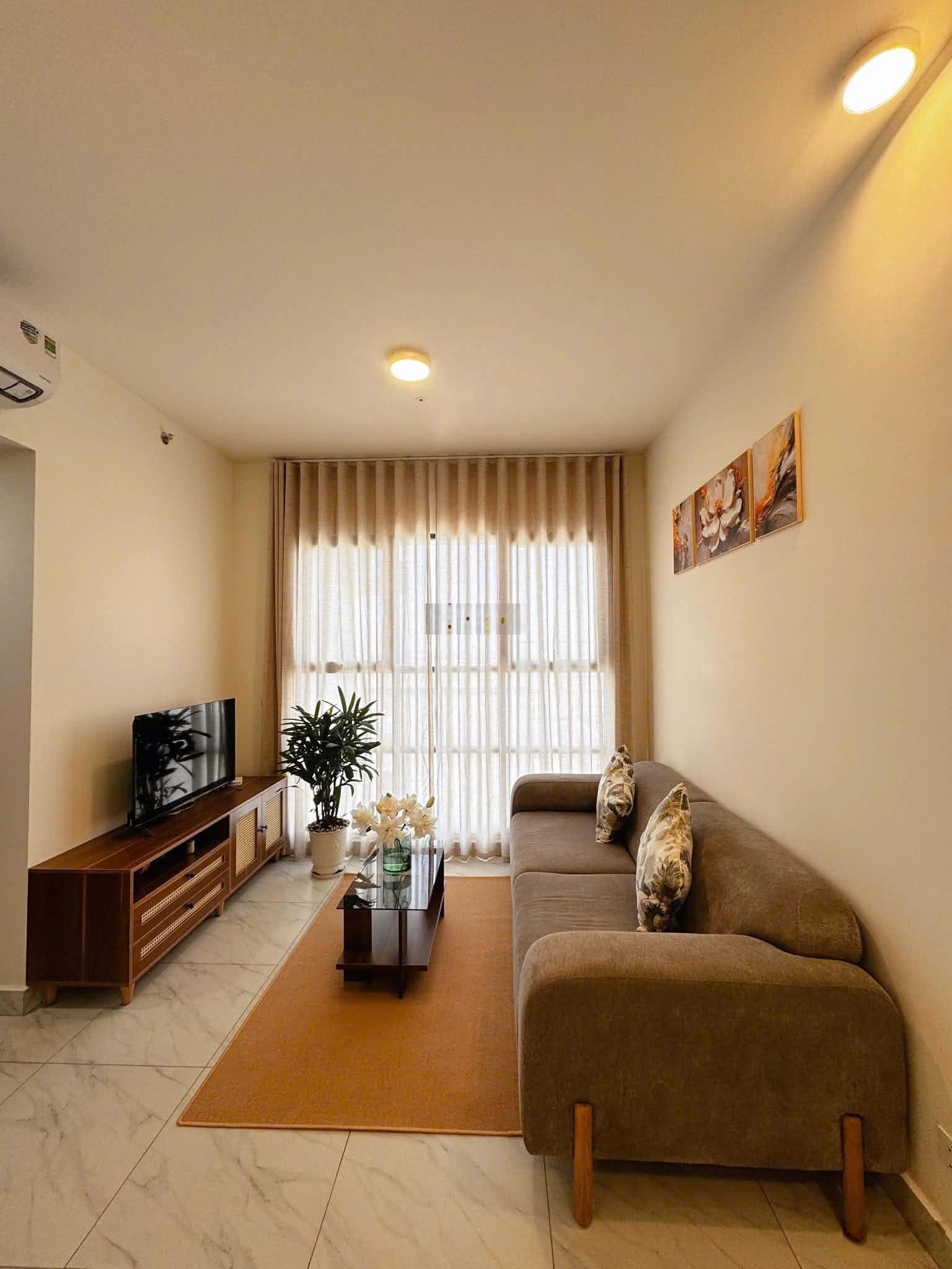 Cho thuê căn hộ 2PN (69m2), 12 triệu free phí quản lý và internet,full nội thất như hình