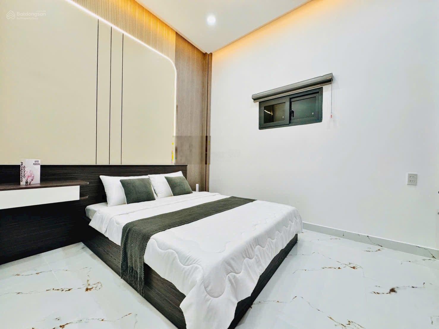 Tôi thiện chí bán nhà đường 7m Trần Cao Vân, P6, Q 3, DT 80,5m2, giá 4 tỷ 350tr thuê 24tr, sổ riêng