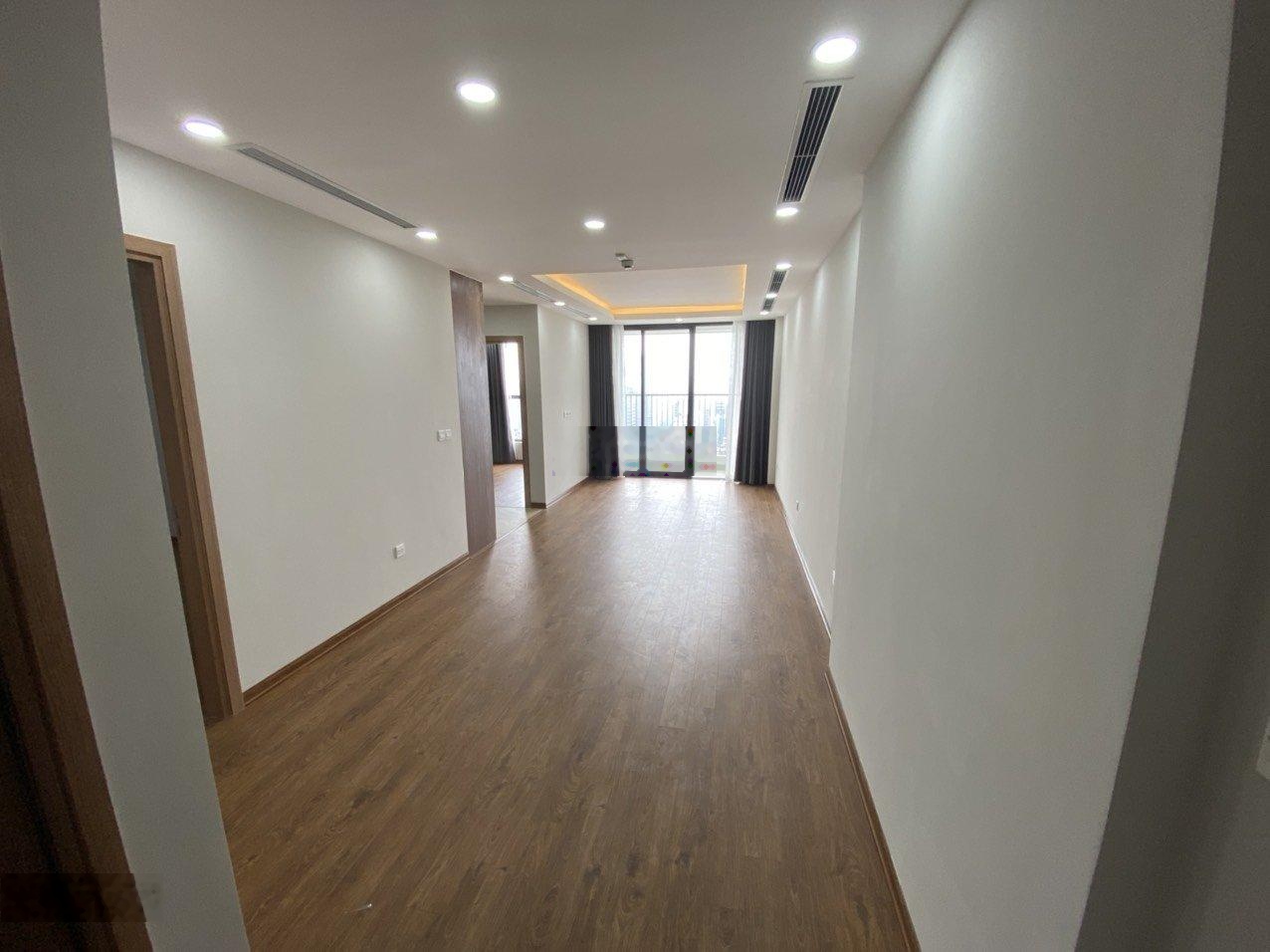 Cho thuê CH Goldseason 47 Nguyễn Tuân 100m, 3 ngủ, đồ cơ bản, 15t. Lh 0911614113