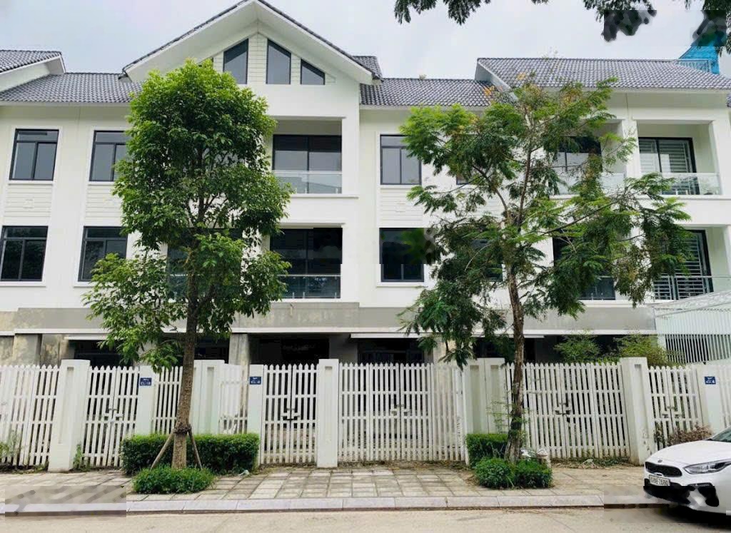 Bán nhà vườn d4 geleximco - view trực diện vườn hoa - gần aeon mall hà đông.