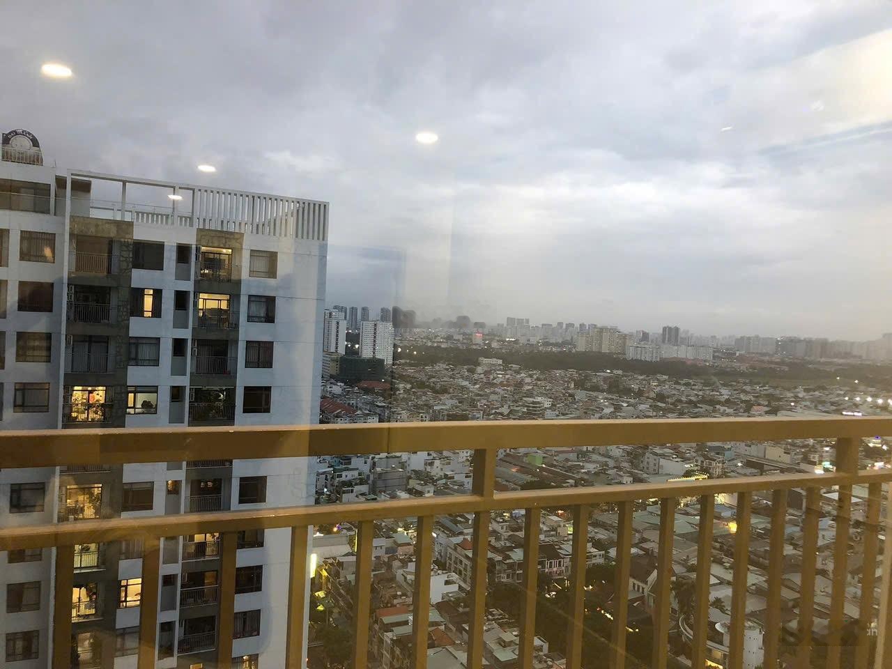 Cần tiền bán nhanh căn hộ 73m view hồ bơi siêu thoáng, giá 4 tỷ 380. Ib để hỗ trợ chi tiết