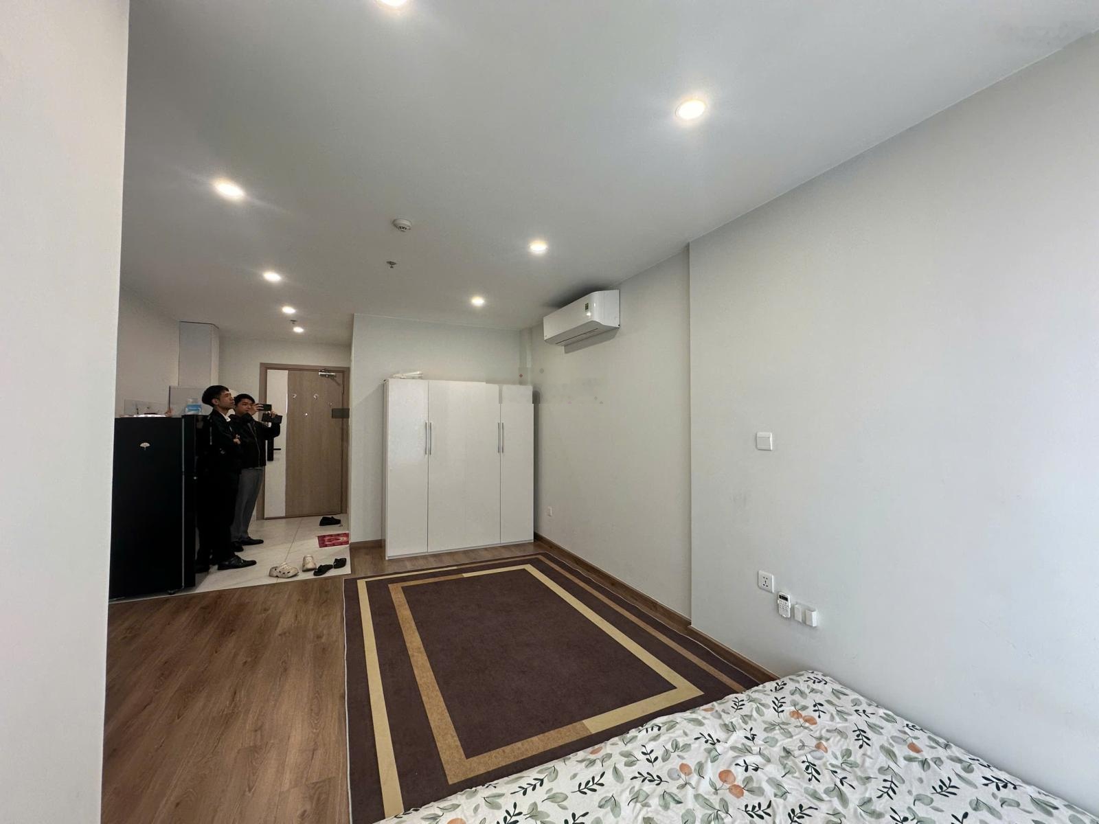 Chính chủ gửi cho thuê căn studio full đồ gần nhà xe nổi tiện để oto và miễn dịch vụ quản lý