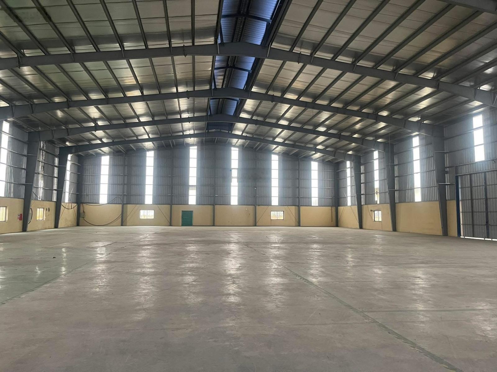 Cần cho xưởng.3000m2.3200m2 Kẹt sắt hải dương cũ