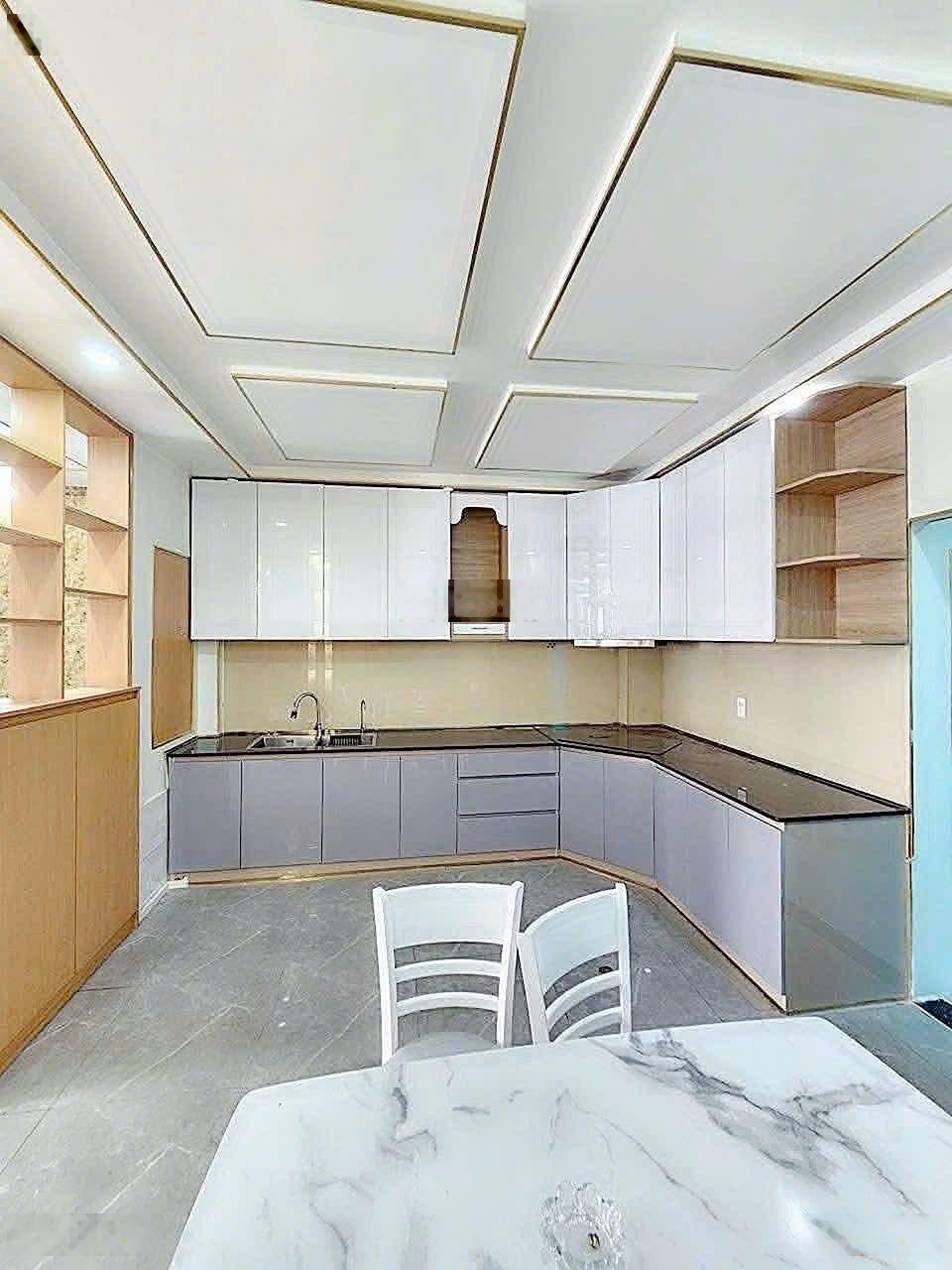 BÁN NHÀ TRÊT LẦU MẶT TIỀN NGUYỄN ĐỨC THIỆU P. DĨ AN Ngang 6m cực hiếm vị trí kinh doanh đẹp