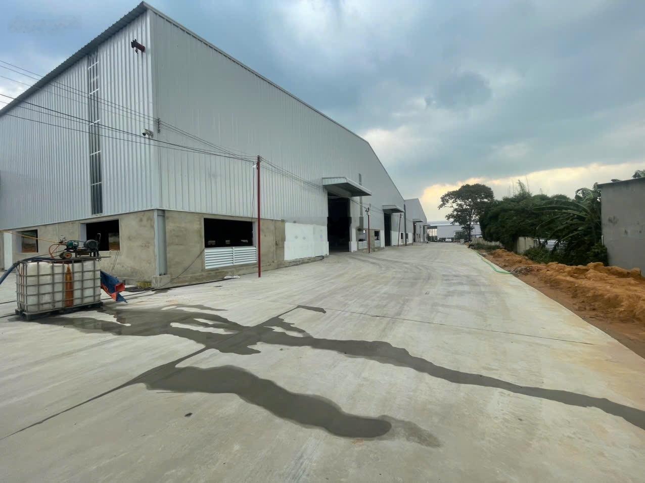 Cho thuê 6500m2 nhà xưởng - Tân Uyên - Bình Dương