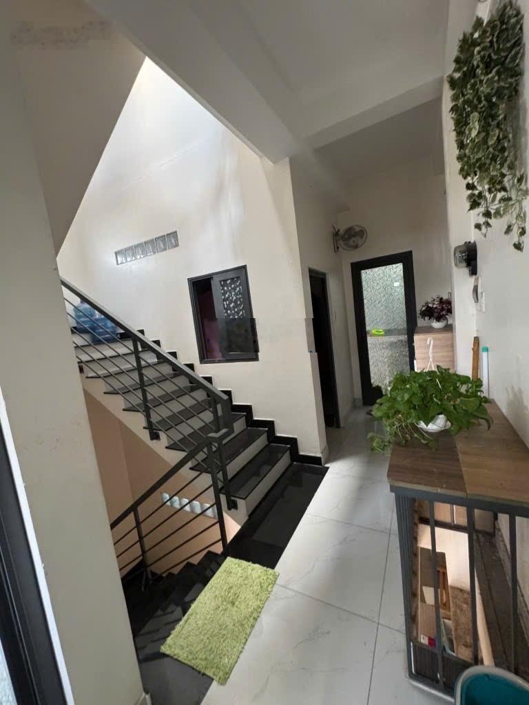Bán nhà 3 tầng mới, 5m x15m, hẻm Hồ Học Lãm, Bình Tân chỉ 5.6 tỷ