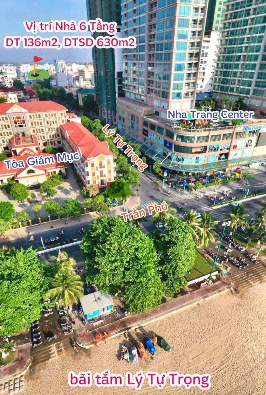 Toà nhà mặt tiền Lý Tự Trọng đi bộ ra biển vài trăm mét đang cho thuê 130tr/ tháng