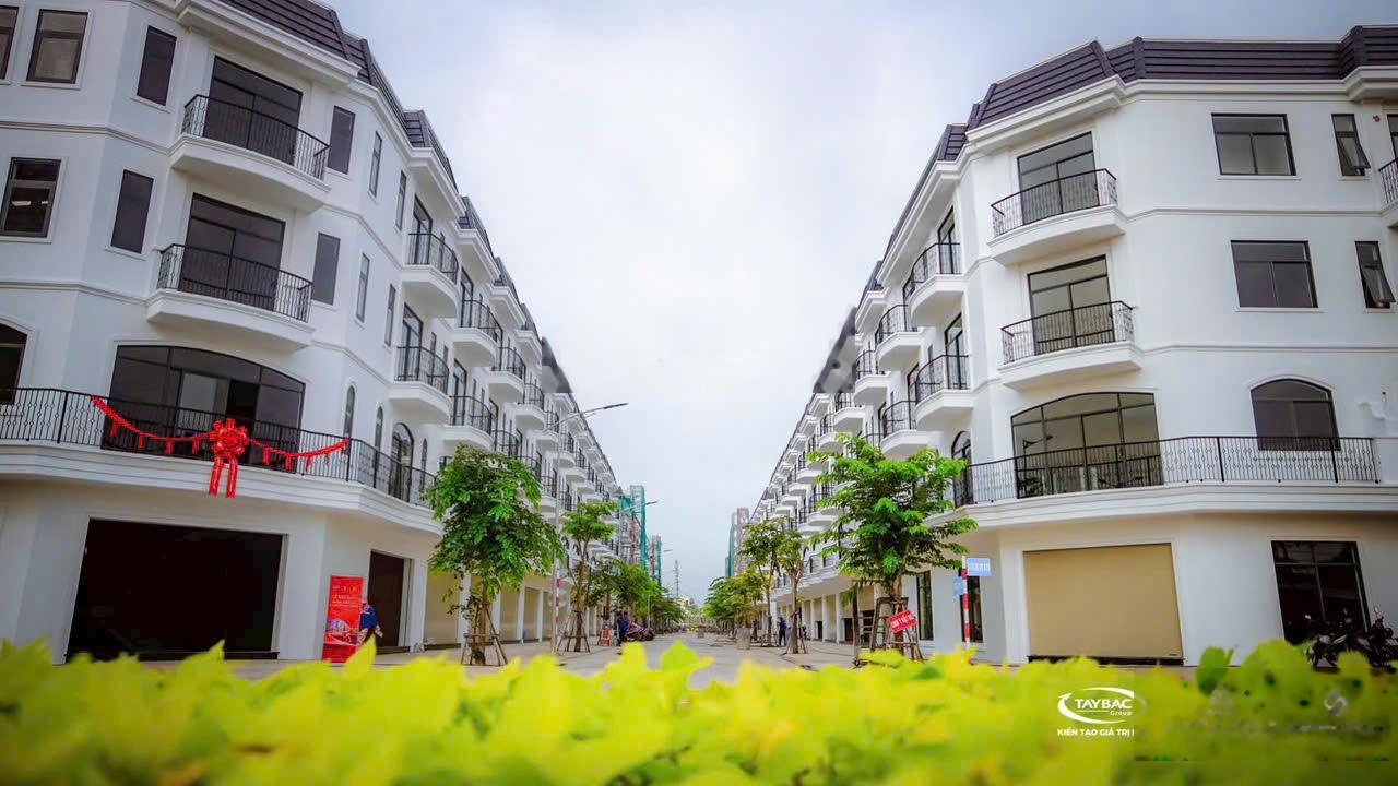 Bán căn 2 mặt tiền liền kề Aeon giá 8,8 tỷ, thanh toán nhận nhà kinh doanh ngay. LH 0932238180