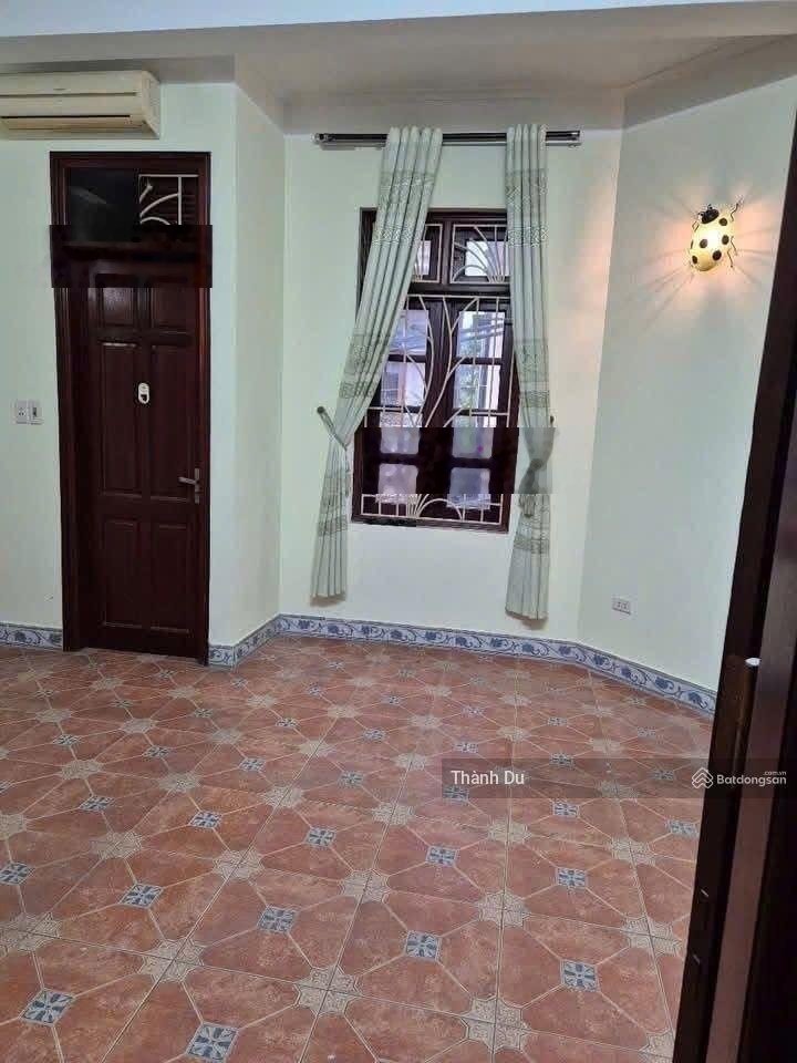 Cho thuê nhà nguyên căn - ô tô tránh - full đồ - tư đình - long biên diện tích 38m2 3 tầng giá 9tr