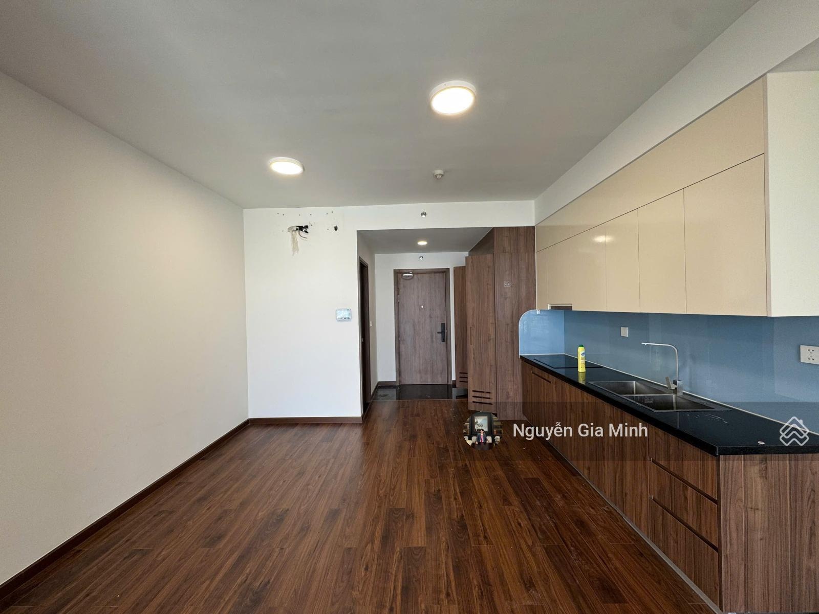 Cho thuê gấp 2PN 2WC thiết kế 2 ban công ở Akari City Free PQL | sẵn nội thất giá 11tr ở ngay