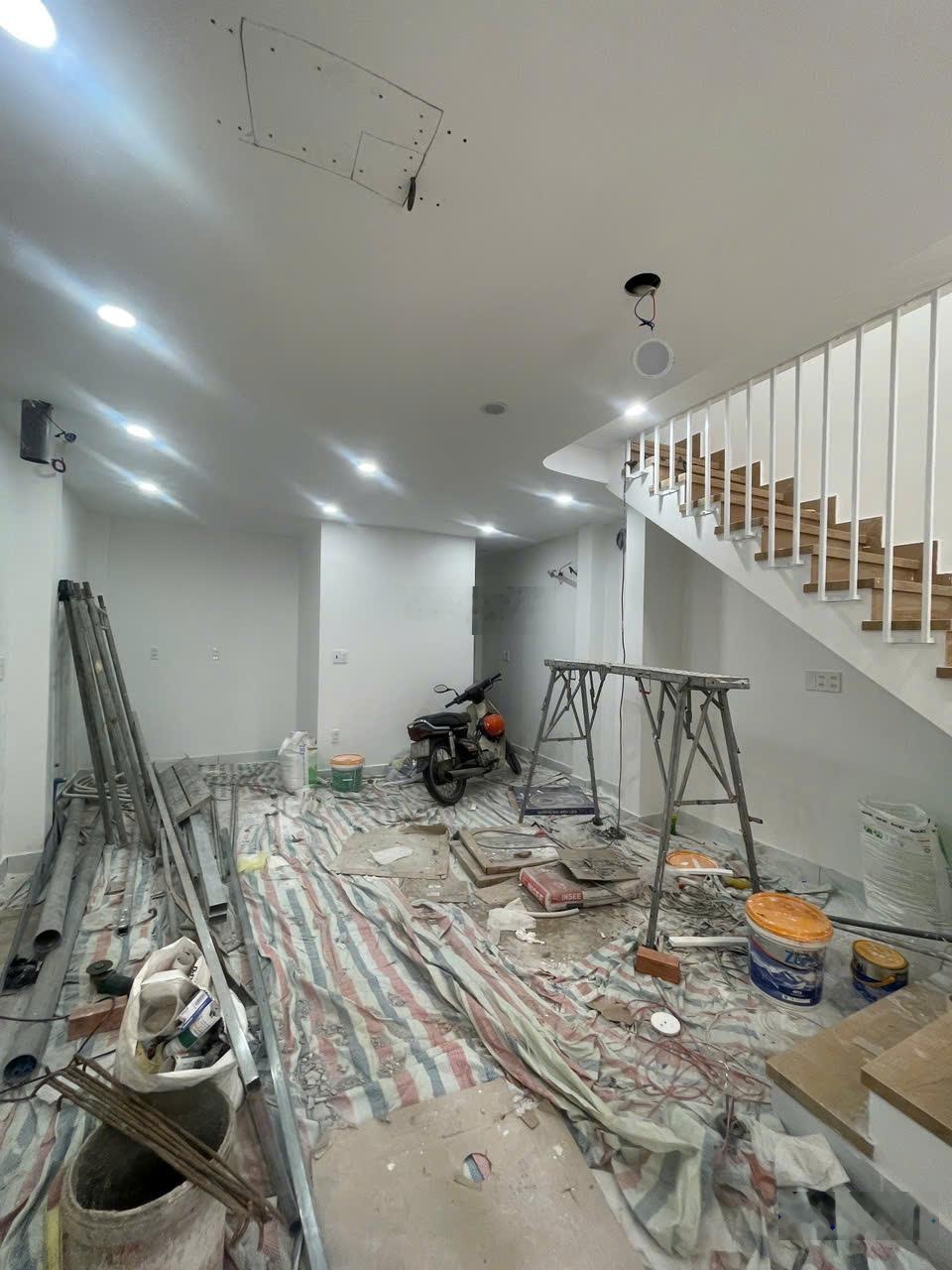 Nhà mới Hẻm 1025/ Hậu Giang, P11 , Q6, 4.5 x 7m, 2 tấm, 3.9 Tỷ, 2 PN + 2 WC, Lh: 0935721424 Hữu