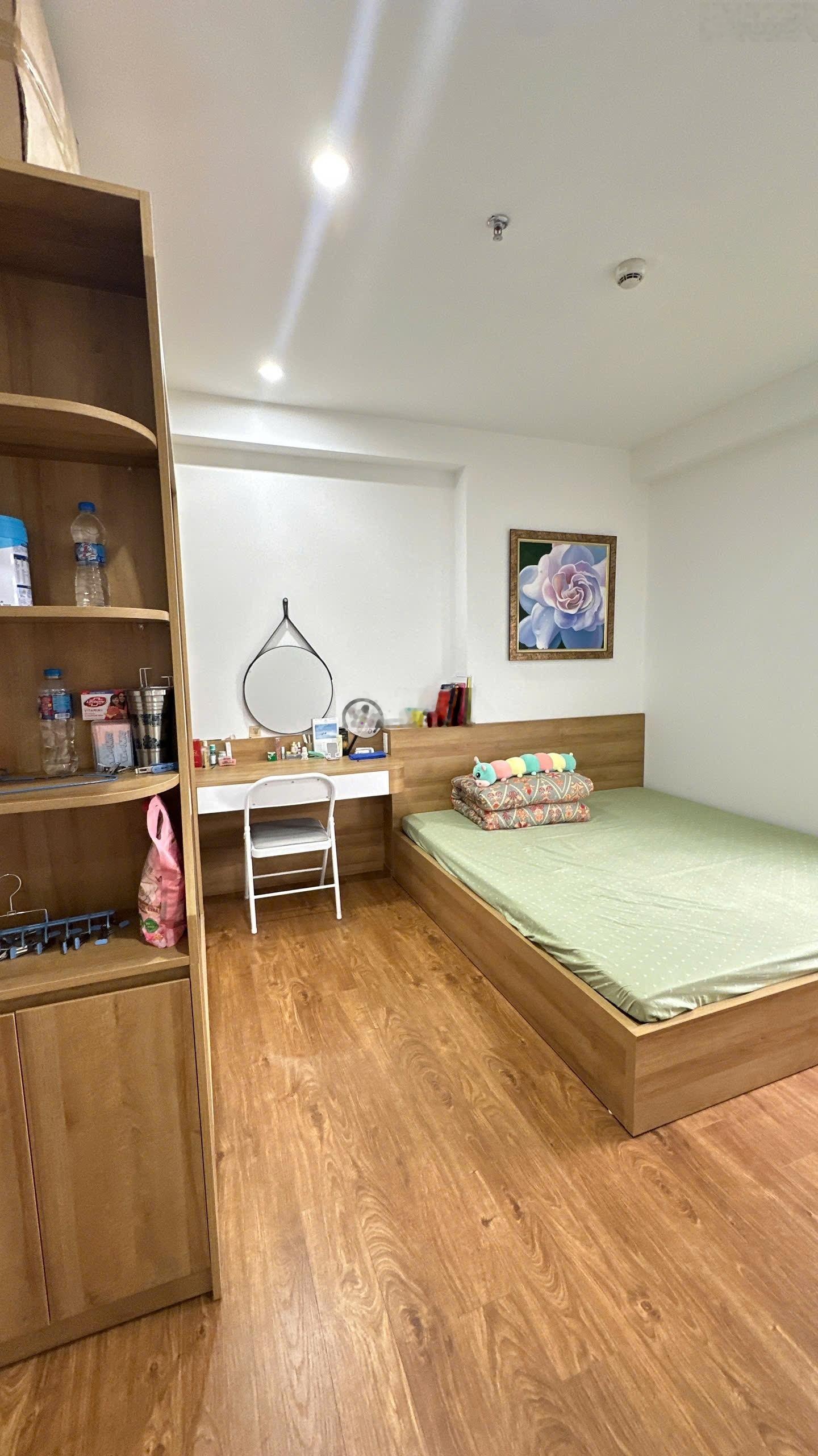 Bán căn 2 ngủ thương mại chung cư Ever Green full đồ sẵn gói thuê 10tr/th sẵn sổ