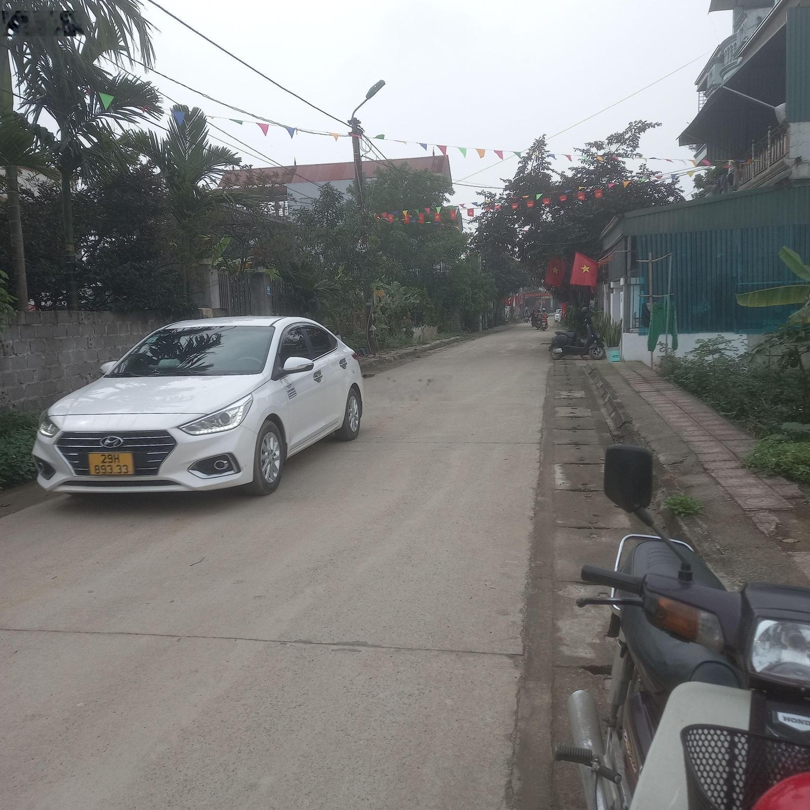 Chính chủ bán đất Thị trấn Xuân Mai. Phân lô 100m2. Giá 4,8 tỷ