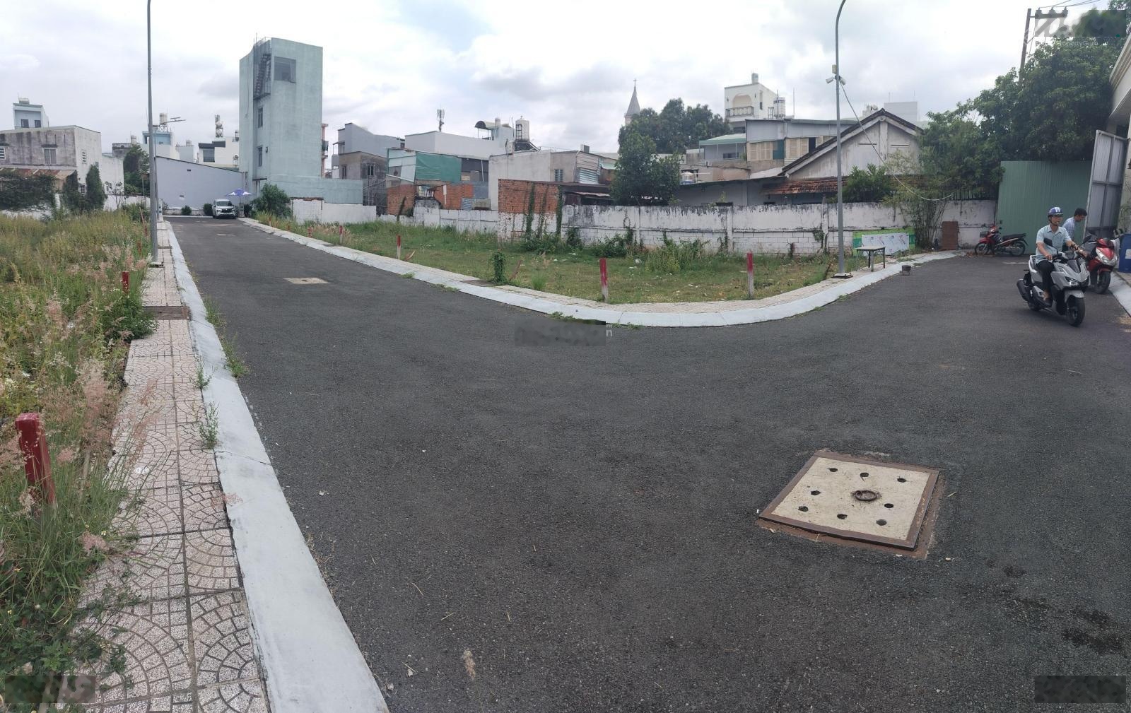 Bán cặp nền đất đẹp ngay Nguyễn Duy Trinh, Bình Trưng Đông