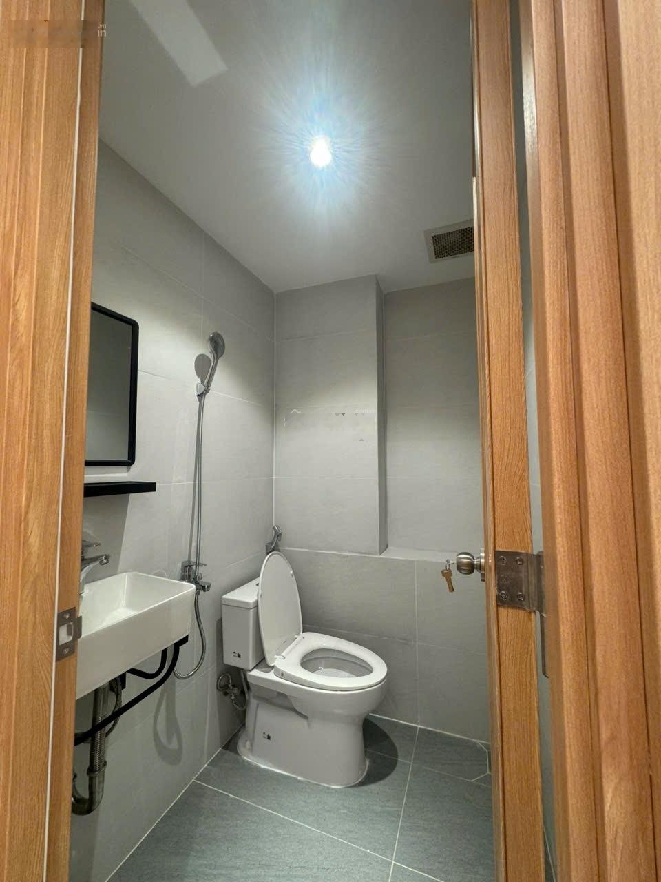 Bán nhà HXH 629/18 Nguyễn Đình Chiểu, Phường Bàn Cờ. Cách công viên số 1 Lý Thái Tổ 50m