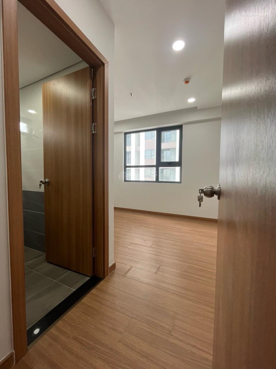 Bán CC Phúc Đạt Tower, 2,8 tỷ, 70m2, 2PN, 2WC, đẹp xuất sắc, chính chủ ở Bình Dương