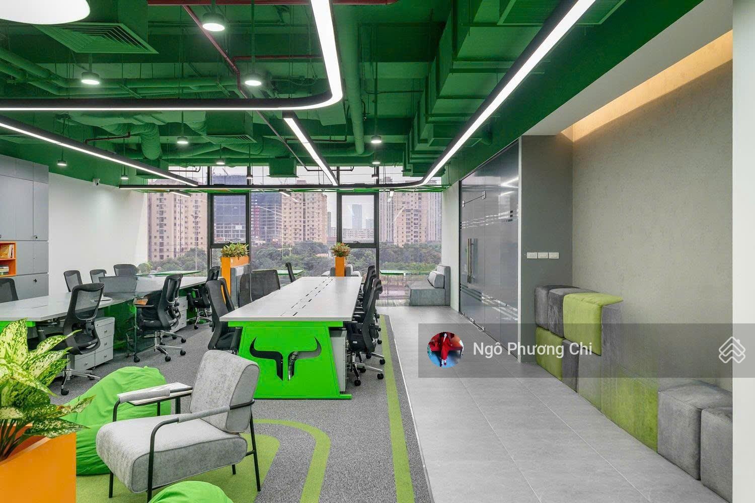 Cho thuê văn phòng 270m² tòa Vinhome West Point Phạm Hùng, full nội thất cao cấp, lô góc cực đẹp