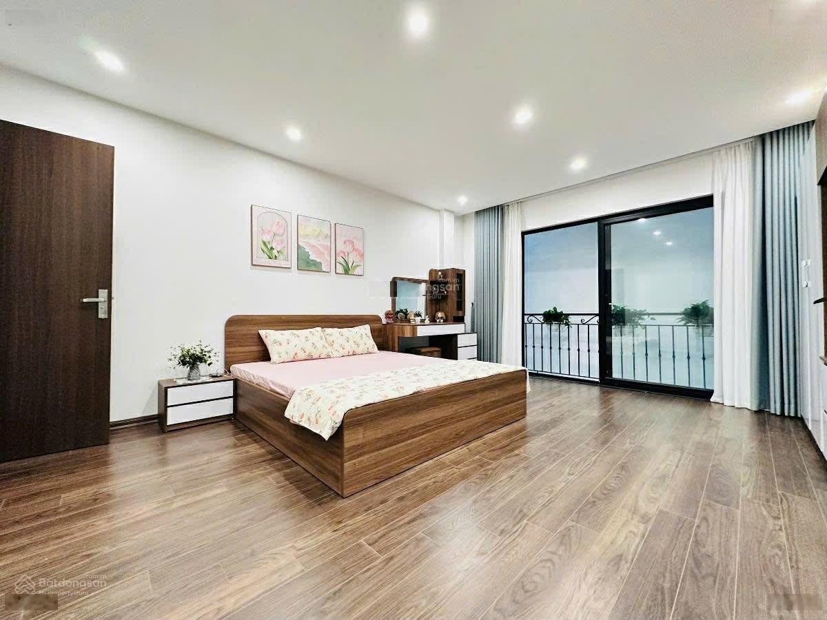 Bán nhà Đội Cấn - Ngọc Hà DT 40m2 6 tầng thang máy - Ngõ thông - Nhà đẹp ở luôn!!!