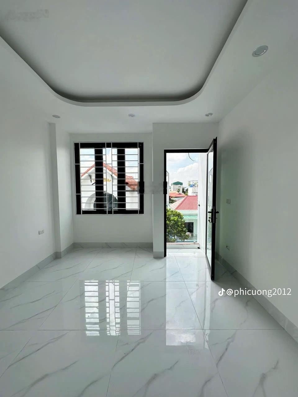 Bán Nhà ngay đhtd thể thao 3PN, 3WC, 33m2 tại Xã Phụng Châu, 3,45 tỷ VND