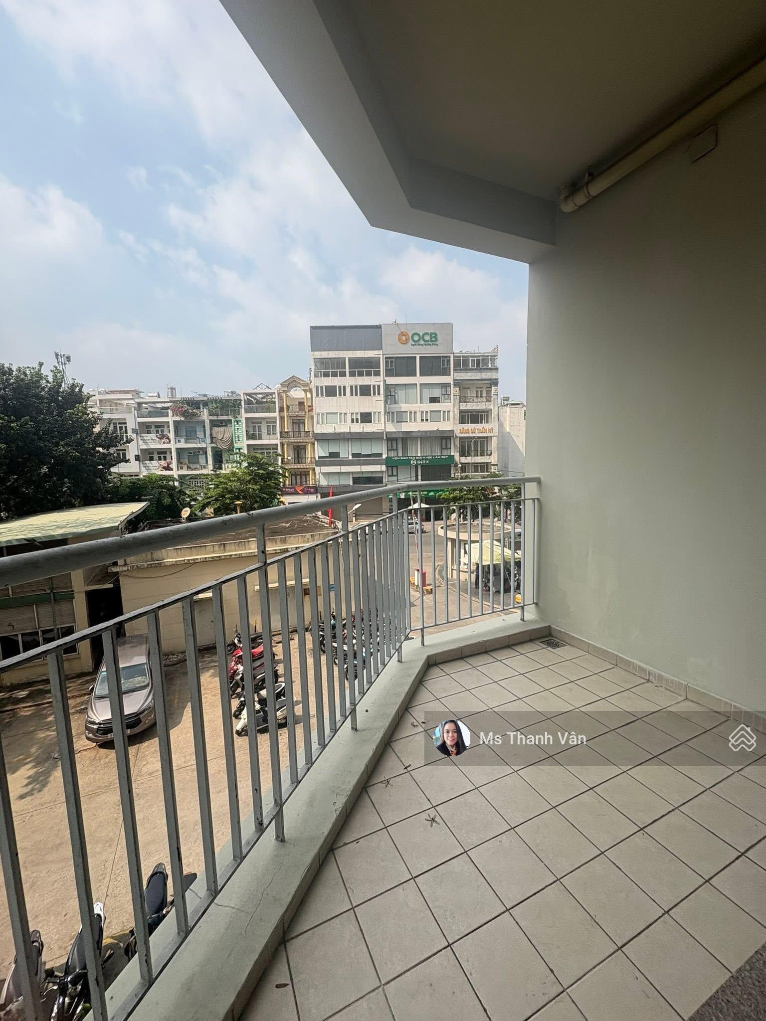 Căn Hộ An Phú Hậu Giang TT q6 dt lớn 100m2 giá 4,2 tỷ 2pn 2wc 2 bancong căn góc mát ShR 0938295519