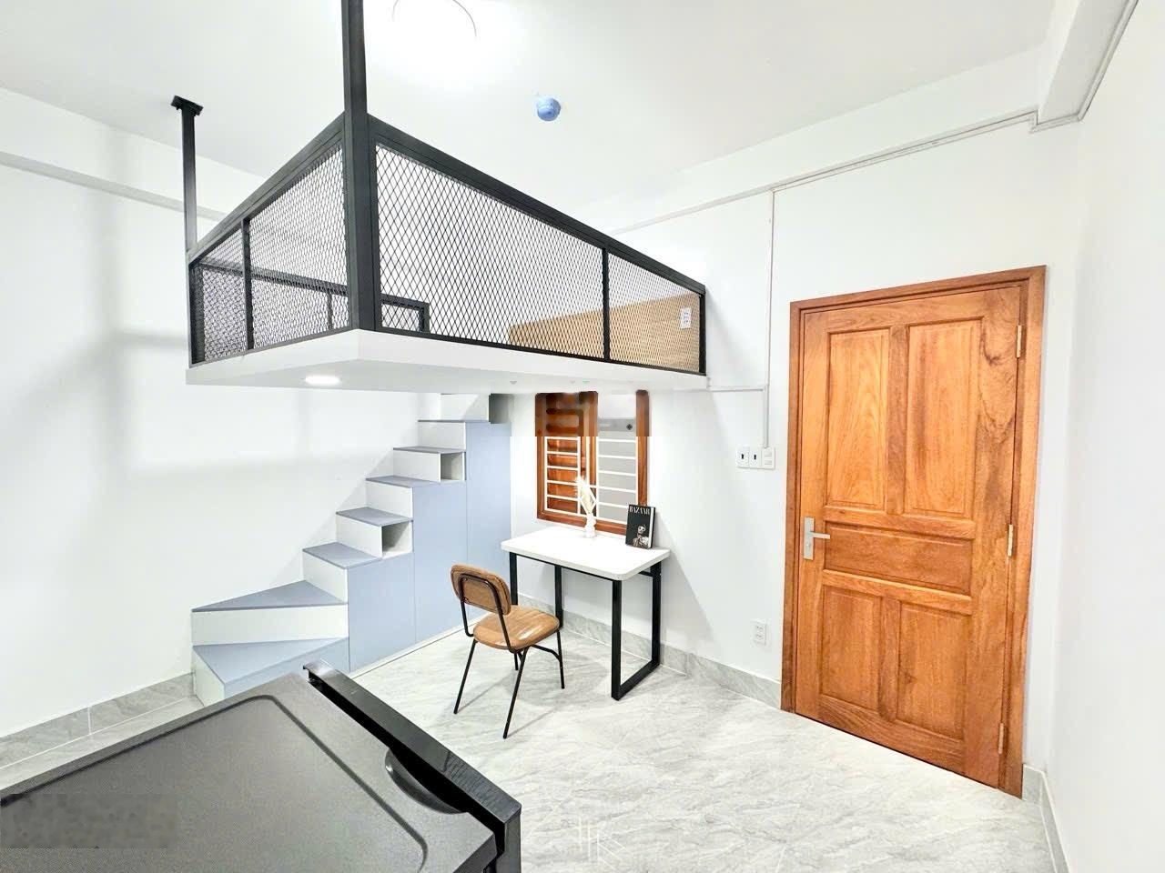 Một căn Duplex Nghệ Cả Củ full nội thất