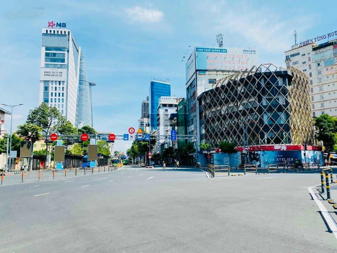 Cho thuê nhà góc 2MT 177 - 179 - 181 Hàm Nghi, Phường Nguyễn Thái Bình, Quận 1, Hồ Chí Minh