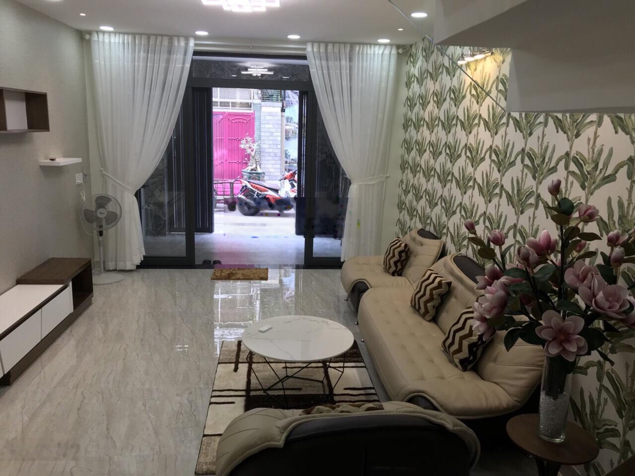 Chính chủ ngộp bank nhà mới đẹp HXH khu Bàu Cát - DT: 4 x 21m, 2 tầng nhà mới đẹp, giá: 13.2 tỷ LT
