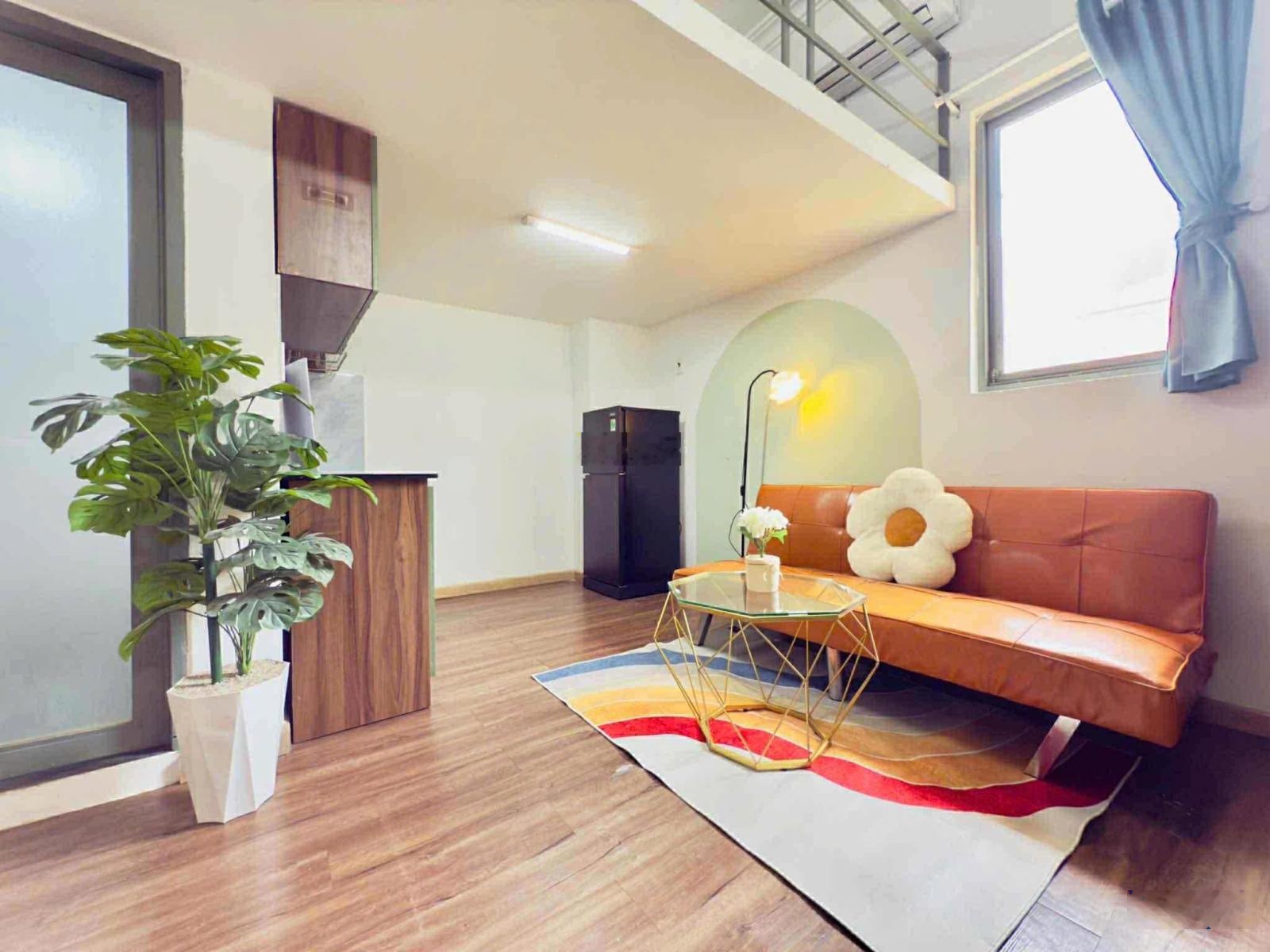 Phòng có gác thoáng mát full nội thất gần D5 Nguyễn Gia Trí - ĐH Ngoại Thương GTVT Hutech Hồng Bàng