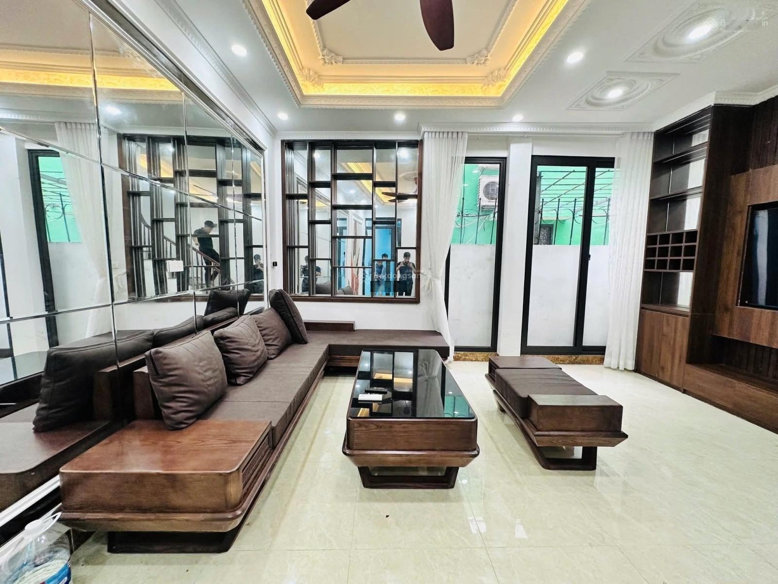VIP! Lô góc, nhà riêng đẹp xuất sắc tại Phạm Tuấn Tài, 23,8 tỷ, 60m2, 6 tầng thang máy