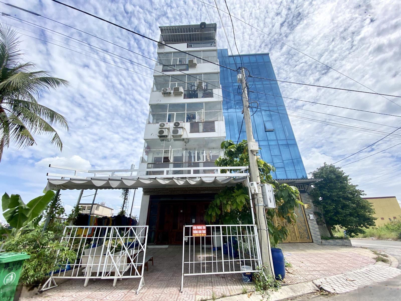 Nhà trọ Iboss An Phú Đông Quận 12, gần Đại học Nguyễn Tất Thành NTT, view sông SG và LandMark