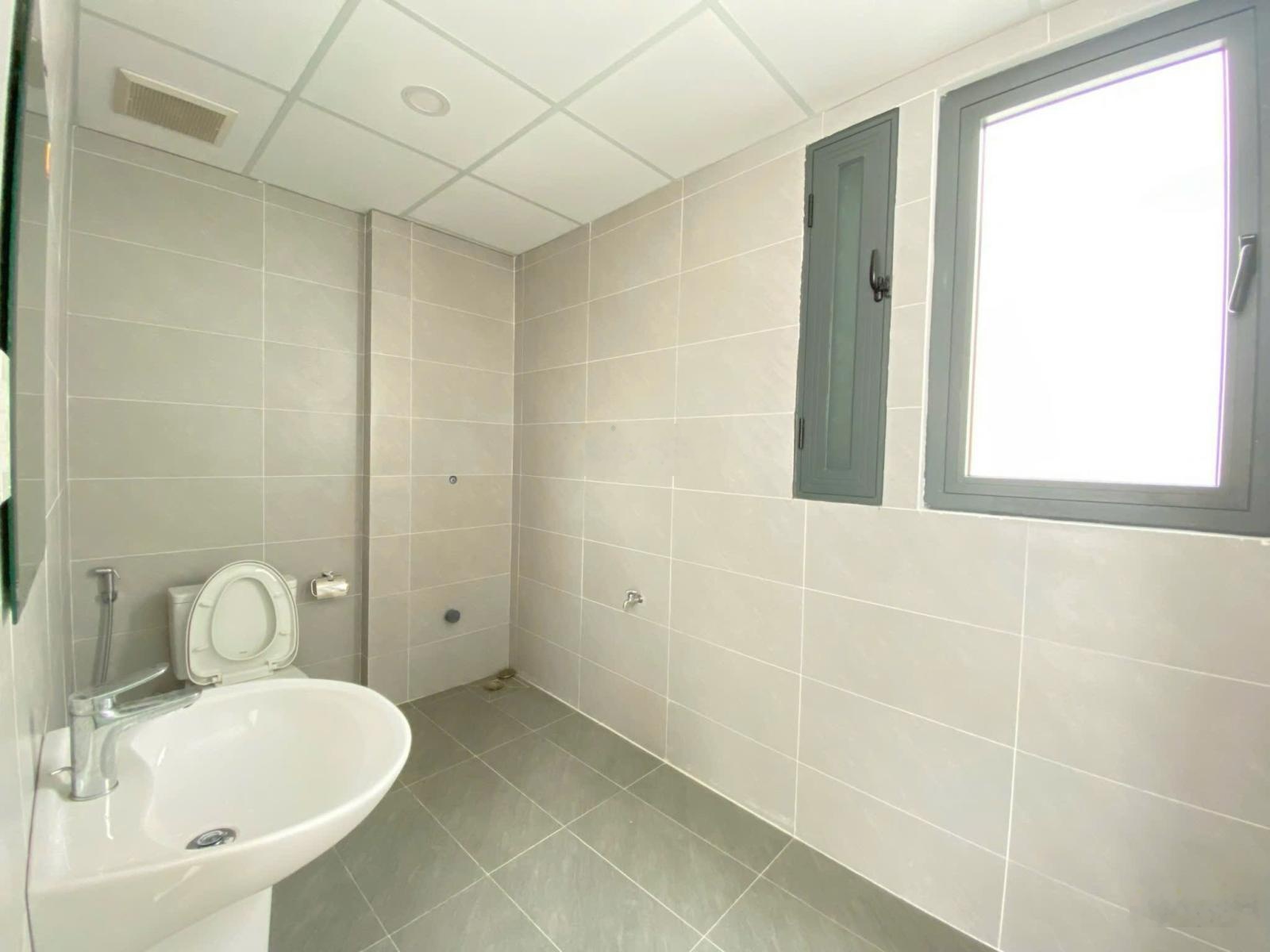 K Office chính chủ - 100m2 tại 184 Hoà Hưng - Vào làm ngay - Giá tốt - Gọi Thiên 0901316846