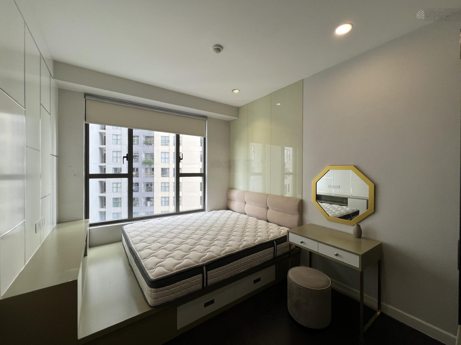 Cần cho thuê căn hộ 2PN(75m2)- The Tresor - 21 triệu/ tháng- Full NT- 0918753177